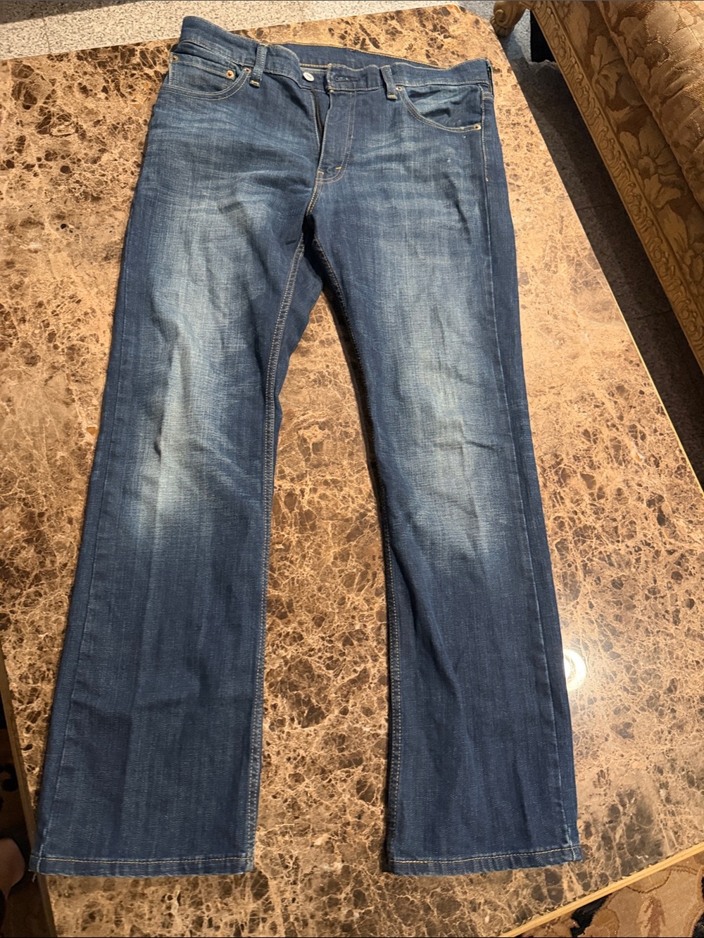 Signature by Levi Strauss Men's Medium Blue Straight-Leg Jeans